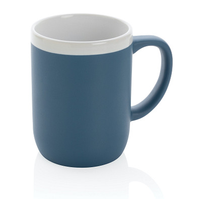 Keramiktasse mit weißem Rand, blau, weiß