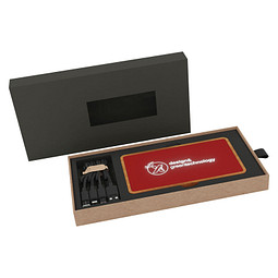 SCX.design P36 5000 mAh kabellose Powerbank mit Leuchtlogo, Mid red